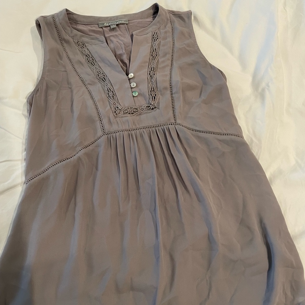 Daniel Rainn sleeveless maternity blouse, gray, size small.